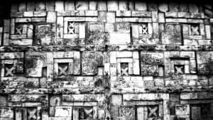 Gemauertes Relief von der Mayastätte Uxmal in Yucatán, Mexico